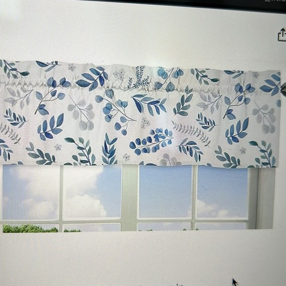 Boho bath set - Floral Shower Curtain, liner w/ hooks & window valance - Picture 6 of 14